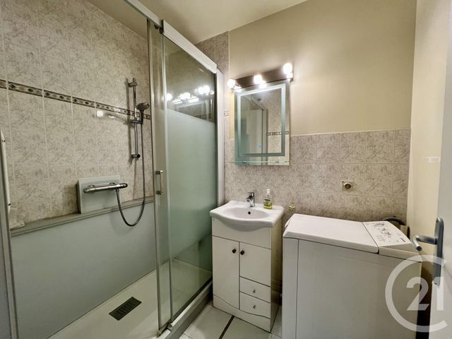 Appartement F2 à vendre - 2 pièces - 55.37 m2 - TAVERNY - 95 - ILE-DE-FRANCE - Century 21 Montoit