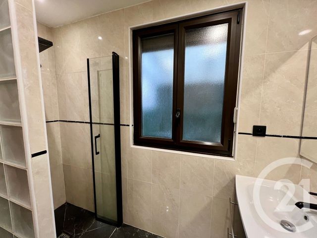 maison à vendre - 6 pièces - 101.0 m2 - MONTIGNY LES CORMEILLES - 95 - ILE-DE-FRANCE - Century 21 Montoit