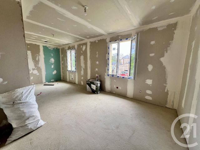 maison à vendre - 6 pièces - 120.87 m2 - ST CREPIN IBOUVILLERS - 60 - PICARDIE - Century 21 Montoit