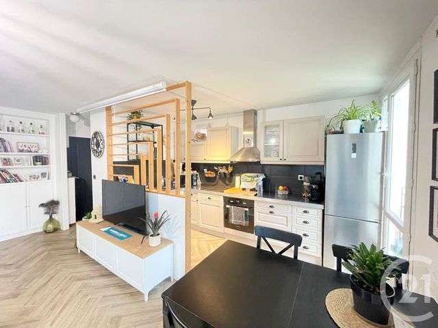 Appartement F4 à vendre - 4 pièces - 76.2 m2 - TAVERNY - 95 - ILE-DE-FRANCE - Century 21 Montoit