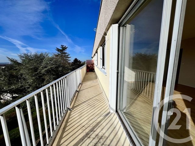 Appartement F3 à vendre - 3 pièces - 75.42 m2 - TAVERNY - 95 - ILE-DE-FRANCE - Century 21 Montoit