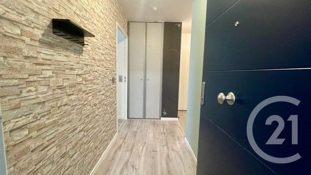 Appartement F3 à vendre - 3 pièces - 61.0 m2 - LE PLESSIS BOUCHARD - 95 - ILE-DE-FRANCE - Century 21 Montoit