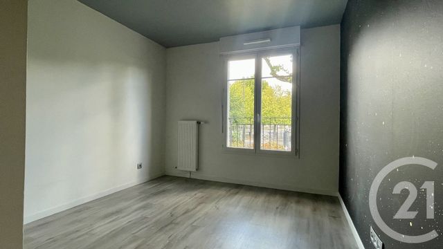 Appartement F3 à vendre - 3 pièces - 61.0 m2 - LE PLESSIS BOUCHARD - 95 - ILE-DE-FRANCE - Century 21 Montoit