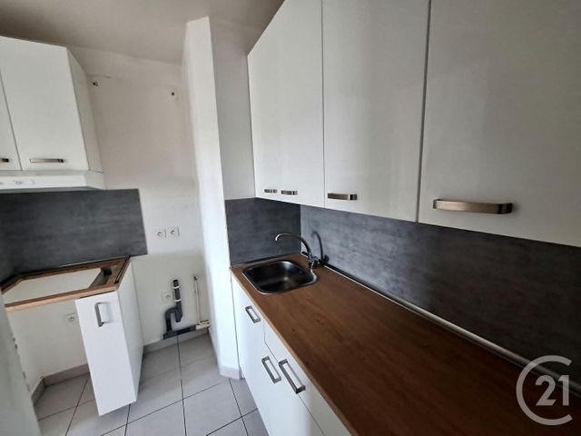 Appartement F3 à vendre - 3 pièces - 58.83 m2 - FRANCONVILLE LA GARENNE - 95 - ILE-DE-FRANCE - Century 21 Montoit